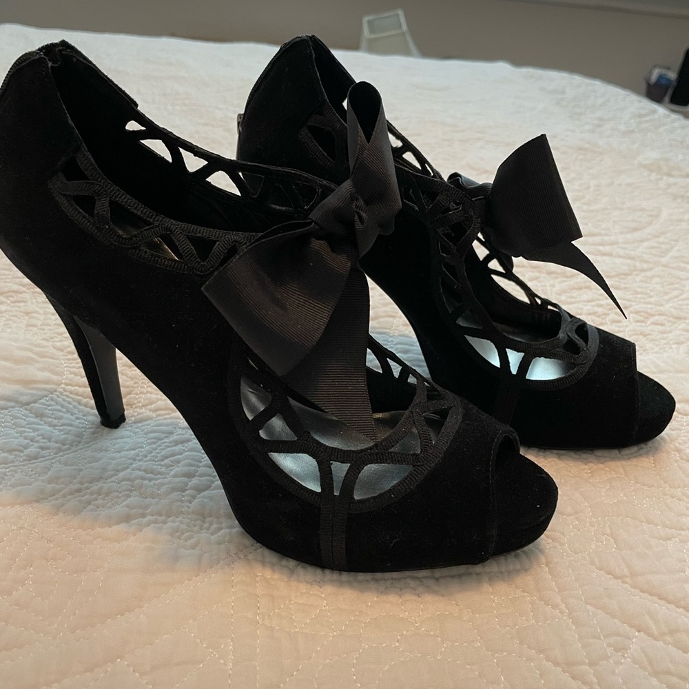 White House Black Market shoes